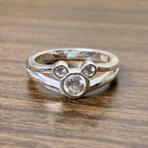 Vintage Disney Mickey Mouse 925 Sterling Silver Cubic Zirconia Band Ring Size 3